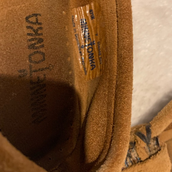 Minnetonka Aztec Moccasins - Picture 5 of 5